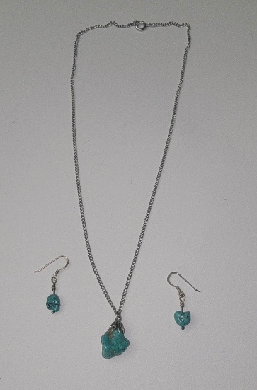 Sterling Silver & Turquoise Necklace & Matching Earrings