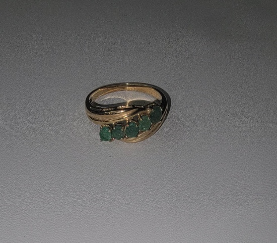 10KT Gold Emerald Ring