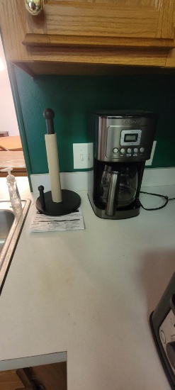 Coffee Pot & Paper Towel Holder