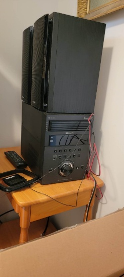Sharp Stereo & Speakers