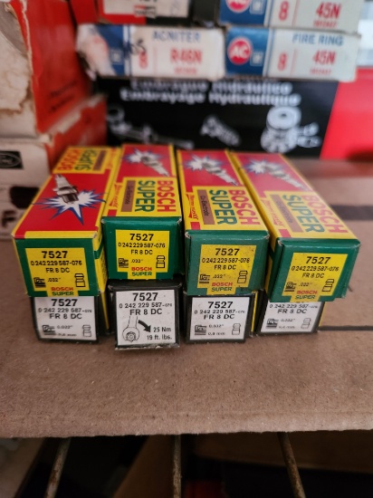 Bosch Spark Plugs