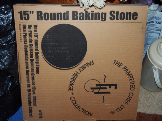 The Pampered Chef 15 inch round baking stone