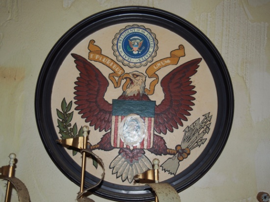 Large painted Presidential Seal of US