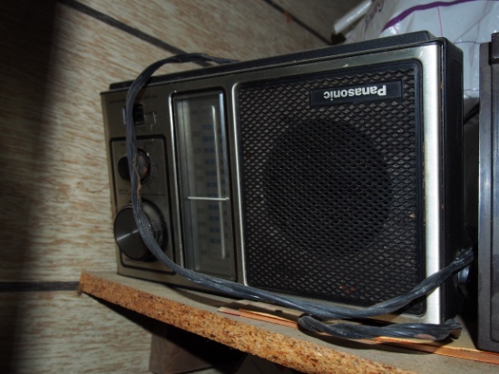Vintage Panasonic radio