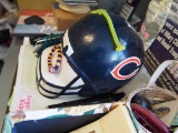 Bears plaster helmet decor