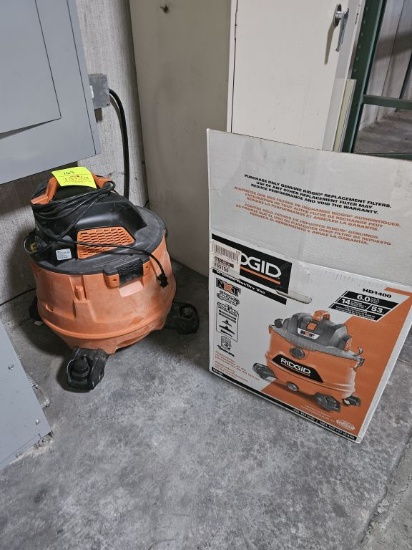 Rigid Wet/dry Vac With Hoses