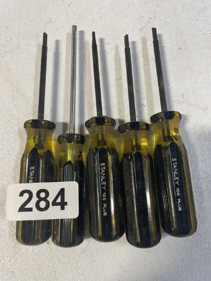 Assorted Set Of Stanley Safety Keys