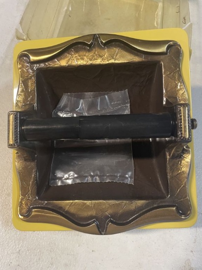 Amerock Brass Tissue Holder (carriage House) C-9049-as