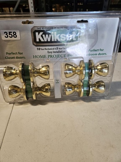 Kwikset Bedroom Door Knob Set