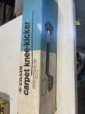 Crain Carpet Knee Kicker