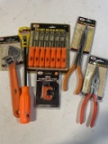 Assorted Iit Tool Set