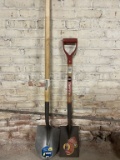 Assorted Set Of 2 Shovels