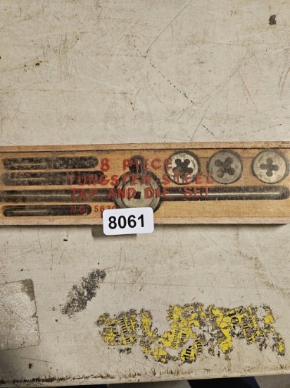 8 Piece Tungsten Steel Tap and Die Set