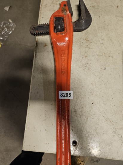 Ridgid Heavy-Duty 18-Inch Orange Pipe Wrench with Black Handle and Steel Body