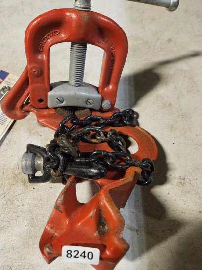 RIDGID Red Metal Chain Vice with Heavy Duty Clamp - Model C-310