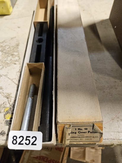 Armstrong-Bray & Co. No. 10 Timing Gear Puller