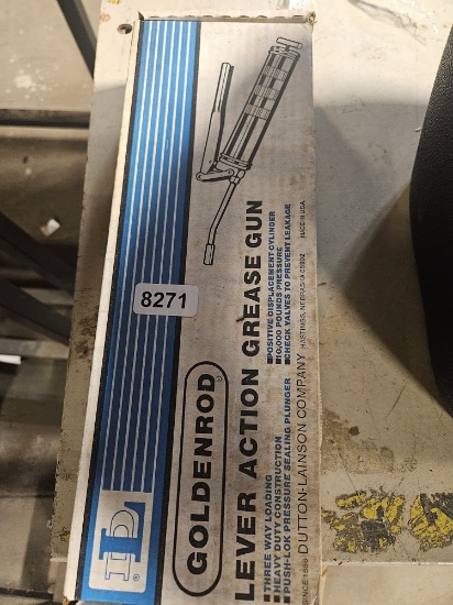 GoldenRod Lever Action Grease Gun - Positive Displacement Cylinder,Pressure Sealing Plunger
