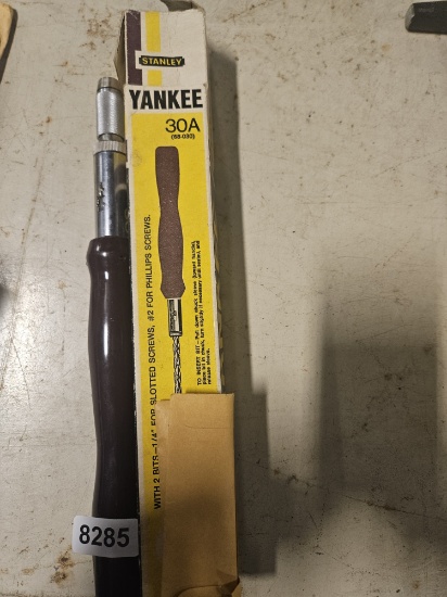 STANLEY YANKEE 30A Spiral Ratchet Screwdriver (68-030) with Release Sleeve