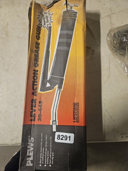 PLEWS Lever Action Grease Gun Model 30-445 with Short Stroke Feature and Improved Plunger Design