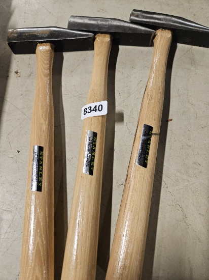 Stanley Hickory Handle Hammer