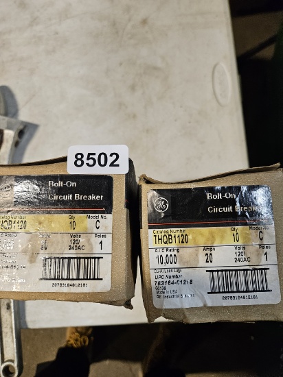 Bolt-On Circuit Breaker