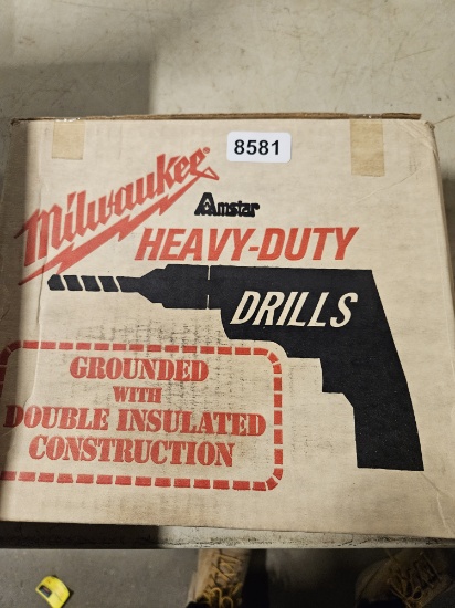 Milwaukee Heavy-Duty Drill