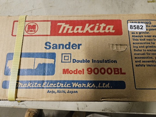 Makita 9000BL Sander