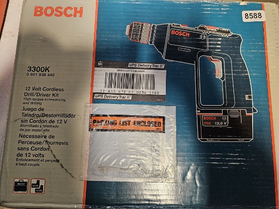 Bosch 12 Volt Cordless Drill/Driver Kit