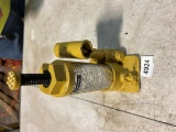 Enerpac JH-1.5 Hydraulic Jack - 1.5 Ton Capacity, Model JH-1.5