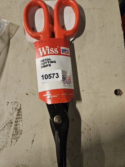 Wiss Metal Cutting Snips , Ideal for Various Cutting Tasks
