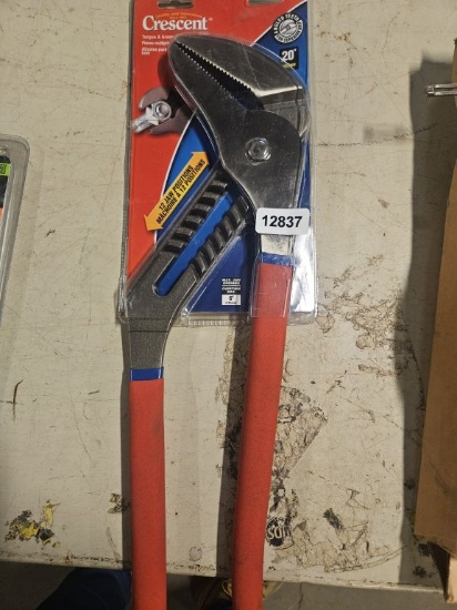 Crescent Tongue & Groove Pliers