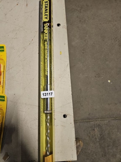 Stanley Yankee Spiral Ratchet Screwdriver