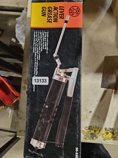 Pro Tuff Lever Action Grease Gun