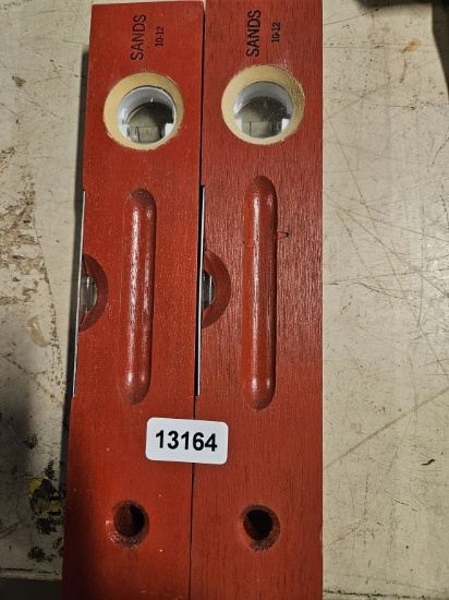 Sands Wooden Level