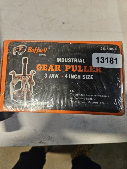 Buffalo Industrial Gear Puller 3 Jaw 4" Size