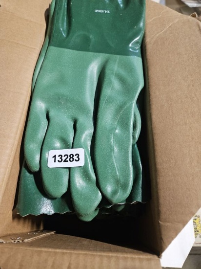 Green Rubber Gloves