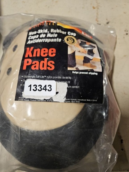 Rooster Non Skid Rubber Cap Knee Pads