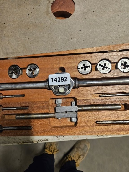 Tool & Die In Wooden Case