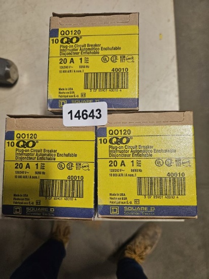 Square D Plug On Circuit Breaker 20 A