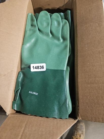Green Gloves