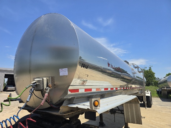 2014 Walker Stainless Steel Food Grade Tanker
