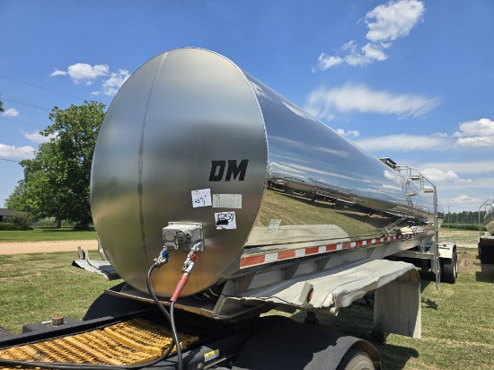 2012 Walker Stainless Steel Food Grade Tanker