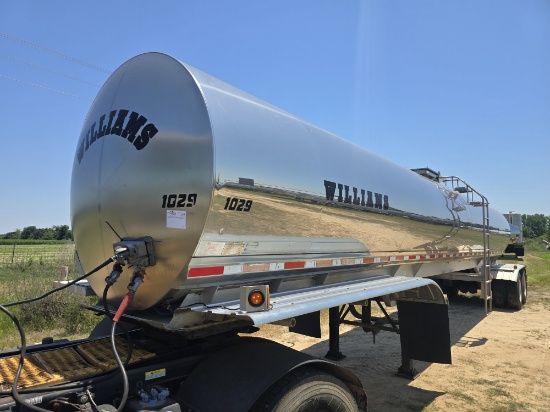 2010 Walker Stainless Steel Food Grade Tanker