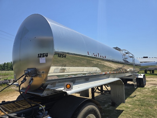 2012 Walker Stainless Steel Food Grade Tanker