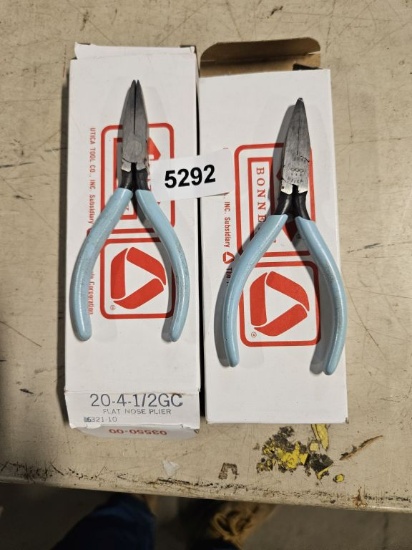 Utica Flat Nose Plier