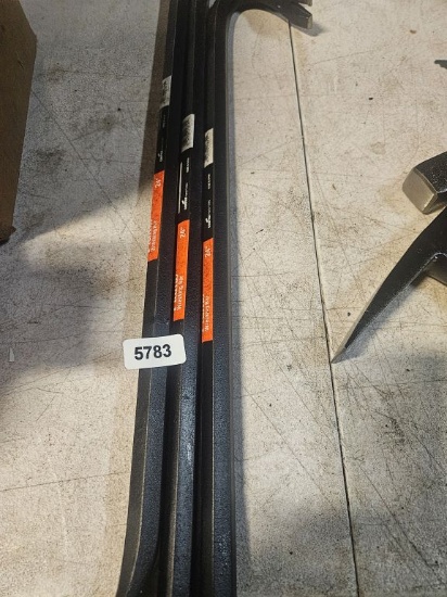 Plumb Wrecking Bar 24"