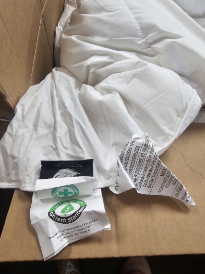 Dow Comforter