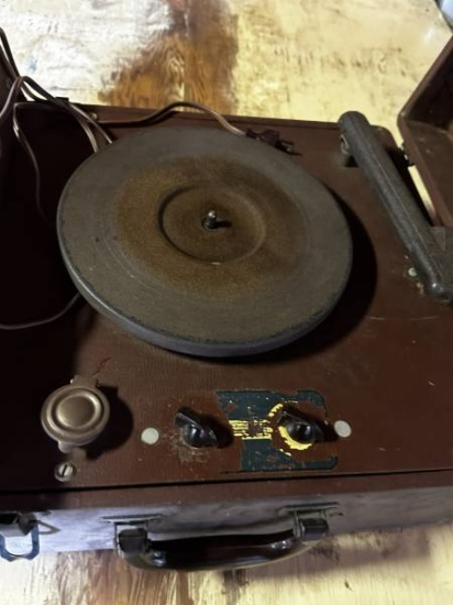 MASCO Portable Record Player