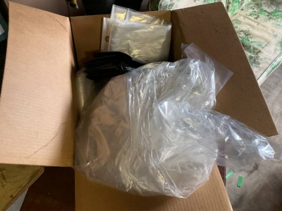 Hefty Plastic Bag Bundle
