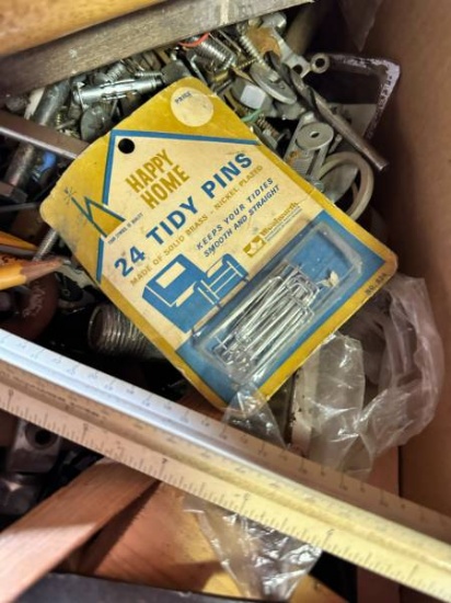 Happy Home Tidy Pins 24-Pack